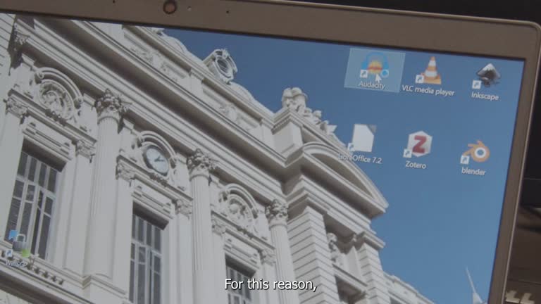 Podcast Universidad Digital: abrir la discusión sobre educación digital hacia la comunidad 